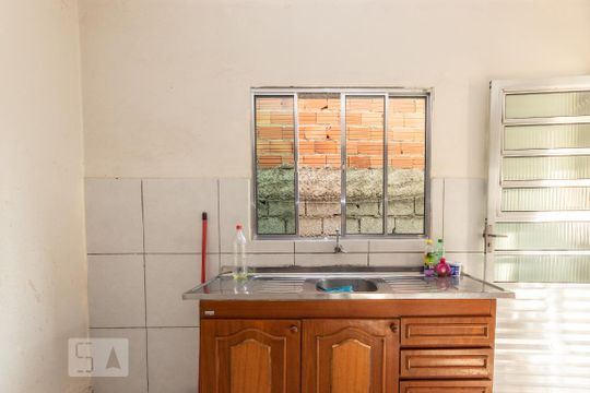 Cozinha de casa à venda com 1 quarto, 35m² em Jardim das Camélias, São Paulo