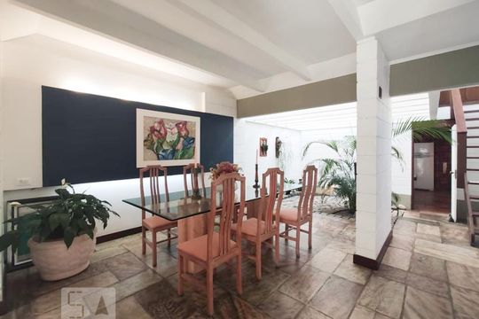 Casa à venda com 5 quartos, 320m² em Recreio dos Bandeirantes, Rio de Janeiro