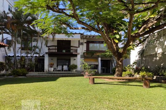 Casa à venda com 5 quartos, 320m² em Recreio dos Bandeirantes, Rio de Janeiro