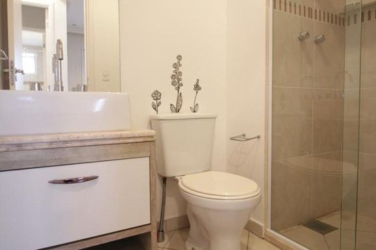Banheiro  de apartamento para alugar com 2 quartos, 70m² em Vila Andrade, São Paulo