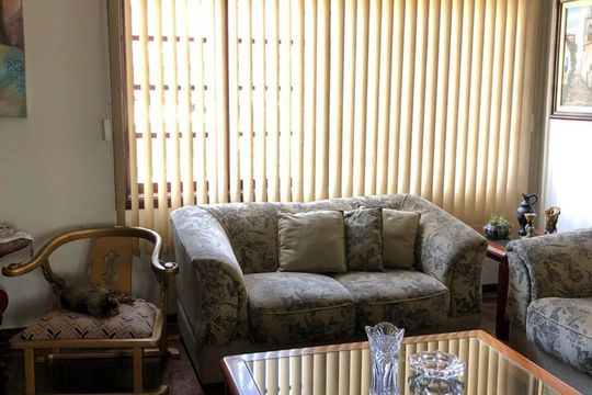 Sala de casa à venda com 4 quartos, 295m² em Parque Jabaquara, São Paulo