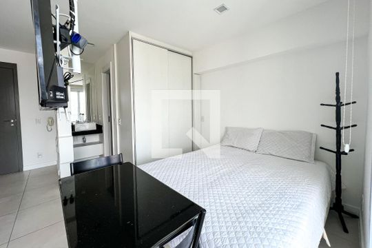 Studio de kitnet/studio para alugar com 1 quarto, 30m² em Perdizes, São Paulo