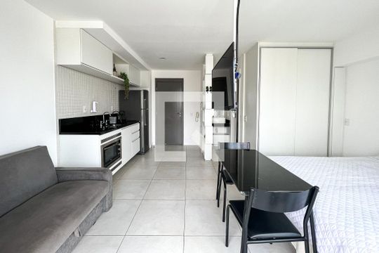 Studio de kitnet/studio para alugar com 1 quarto, 30m² em Perdizes, São Paulo