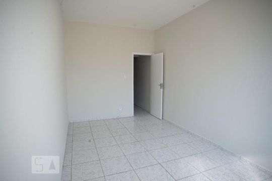 Kitnet/Studio para alugar com 1 quarto, 40m² em Centro, Rio de Janeiro