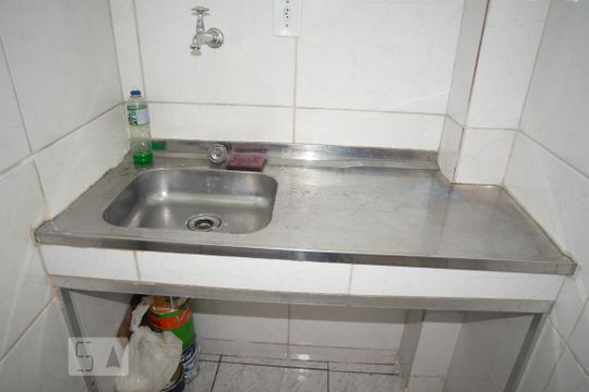 Cozinha de kitnet/studio para alugar com 1 quarto, 40m² em Centro, Rio de Janeiro