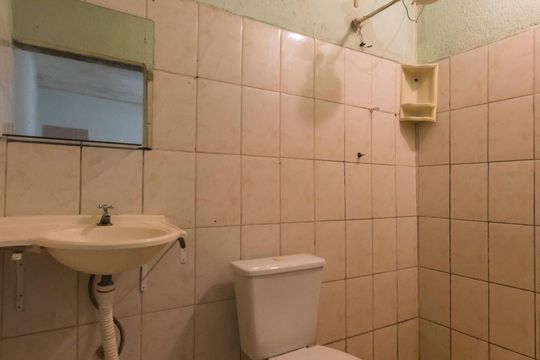 Banheiro de casa de condomínio para alugar com 1 quarto, 80m² em Ipiranga, São Paulo