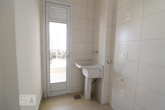 Área de Serviço de apartamento para alugar com 3 quartos, 80m² em Setor Bueno, Goiânia