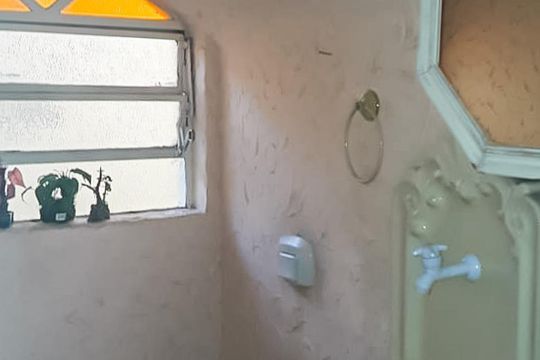 Banheiro de casa à venda com 3 quartos, 235m² em Jardim das Vertentes, São Paulo