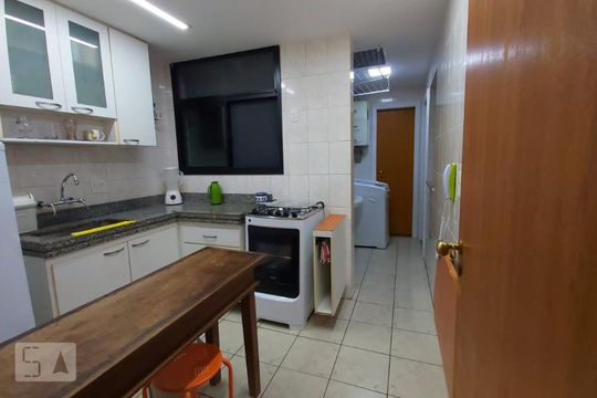 Cozinha de apartamento para alugar com 3 quartos, 90m² em Recreio dos Bandeirantes, Rio de Janeiro