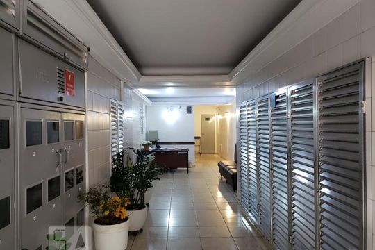 Hall de Entrada de apartamento à venda com 3 quartos, 102m² em Santa Cecília, São Paulo