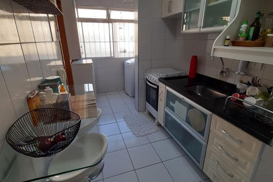 Cozinha/ Área de Serviço de apartamento para alugar com 2 quartos, 51m² em Jardim Celeste, São Paulo