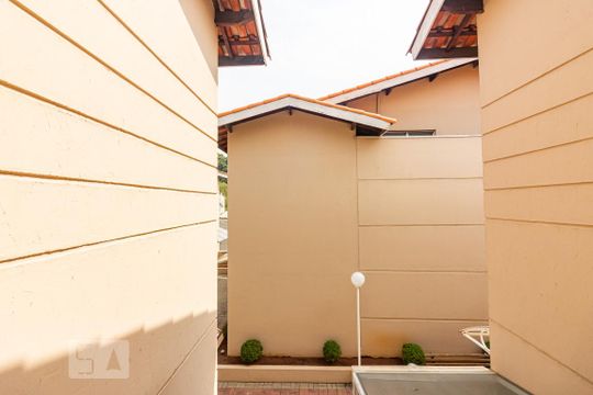 Vista  de casa de condomínio à venda com 2 quartos, 80m² em Jardim Sarah, São Paulo