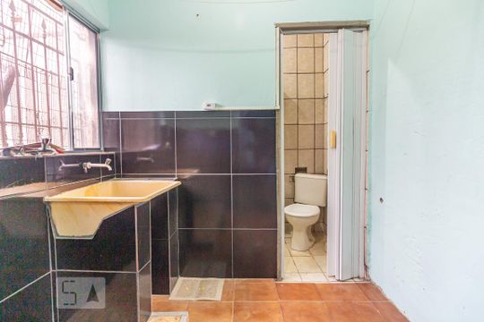 Área de Serviço de casa para alugar com 1 quarto, 50m² em Santo Antônio, Osasco