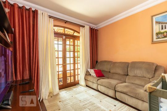 Casa à venda com 3 quartos, 150m² em Parque Císper, São Paulo