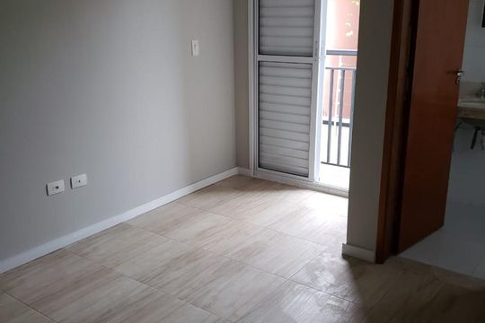 Casa de Condomínio para alugar com 2 quartos, 62m² em Vila Mazzei, São Paulo
