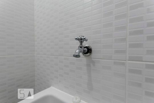 Área de Serviço - Torneira de kitnet/studio para alugar com 1 quarto, 28m² em Mooca, São Paulo