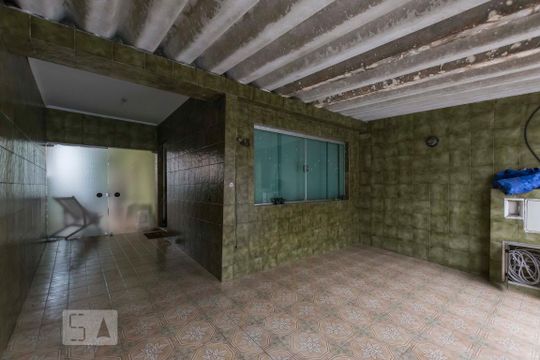 Garagem de casa à venda com 4 quartos, 250m² em Jardim Patente Novo, São Paulo