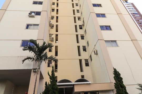 Fachada de apartamento para alugar com 3 quartos, 66m² em Setor Bela Vista, Goiânia
