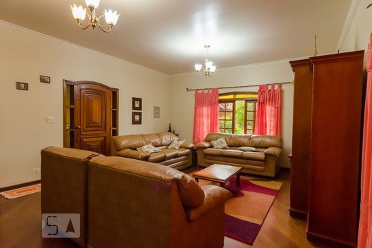 Casa à venda com 4 quartos, 250m² em Interlagos, São Paulo