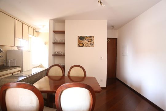 Sala e Cozinha de apartamento à venda com 1 quarto, 42m² em Santa Cecília, São Paulo