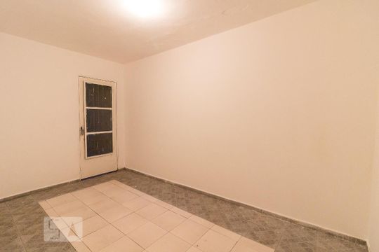 Quarto 1 de casa de condomínio para alugar com 2 quartos, 45m² em Cocaia, Guarulhos