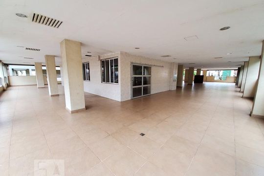 Salão de Festas de apartamento para alugar com 3 quartos, 85m² em Taquara, Rio de Janeiro