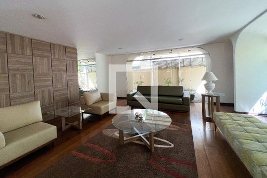 Hall de apartamento para alugar com 1 quarto, 44m² em Vila Nova Conceição, São Paulo