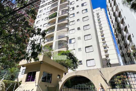 Fachada de apartamento para alugar com 1 quarto, 44m² em Vila Nova Conceição, São Paulo