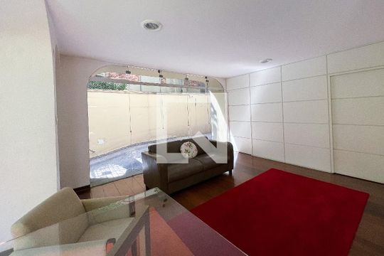 Hall de apartamento para alugar com 1 quarto, 44m² em Vila Nova Conceição, São Paulo
