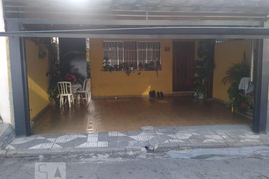Fachada de casa à venda com 3 quartos, 122m² em Vila Celeste, São Paulo