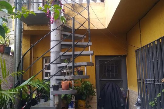 Corredor de casa à venda com 3 quartos, 122m² em Vila Celeste, São Paulo