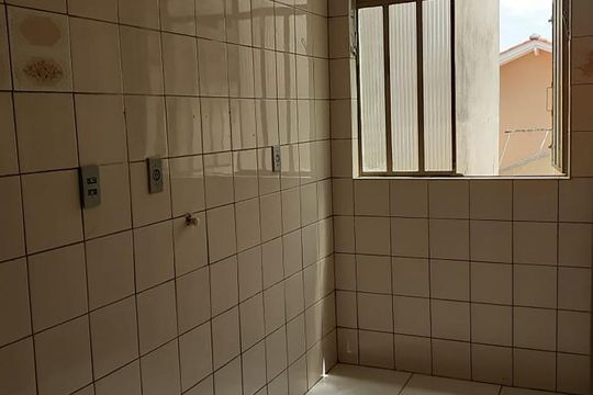 Cozinha de apartamento à venda com 2 quartos, 51m² em Padre Reus, São Leopoldo