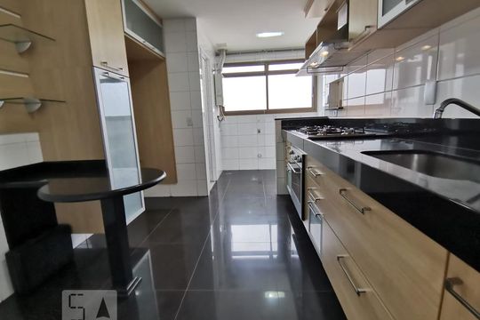 Apartamento à venda com 3 quartos, 103m² em Vila Suzana, São Paulo