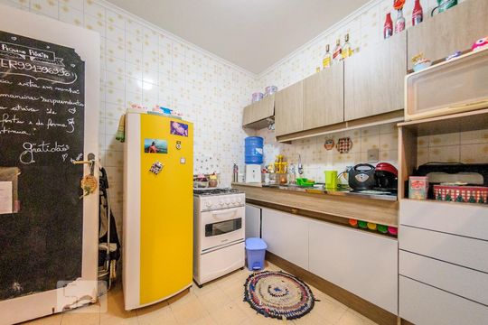 Cozinha de apartamento à venda com 1 quarto, 57m² em Centro, Campinas