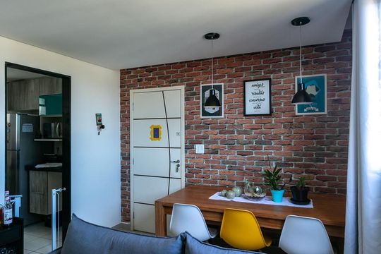 Sala de apartamento à venda com 2 quartos, 55m² em Fernão Dias, Belo Horizonte