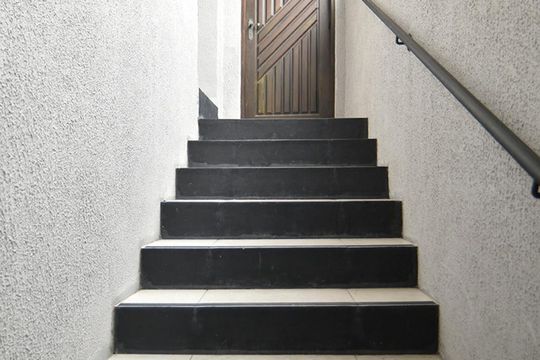 Escada de acesso de apartamento para alugar com 2 quartos, 70m² em Belenzinho, São Paulo