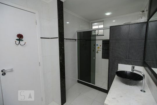 Banheiro de apartamento à venda com 2 quartos, 74m² em Lins de Vasconcelos, Rio de Janeiro