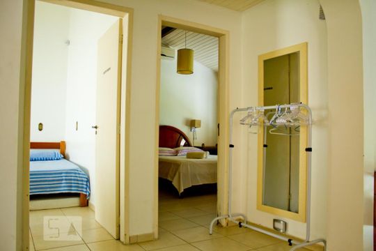 Casa para alugar com 4 quartos, 300m² em Vargem Grande, Florianópolis