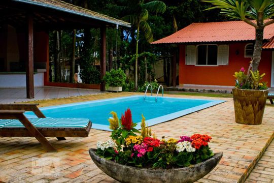 Casa para alugar com 4 quartos, 300m² em Vargem Grande, Florianópolis