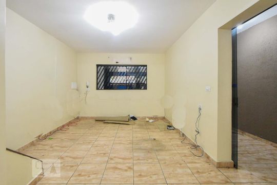 Sala 01 de casa à venda com 4 quartos, 215m² em Jurubatuba, São Paulo