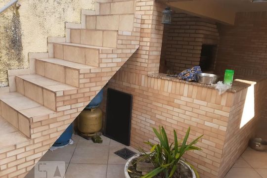 Area externa de casa à venda com 4 quartos, 192m² em Vila Firmiano Pinto, São Paulo