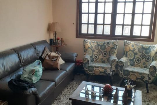 Casa à venda com 4 quartos, 192m² em Vila Firmiano Pinto, São Paulo