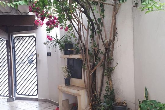 Casa à venda com 3 quartos, 125m² em Vila Santa Maria, São Paulo
