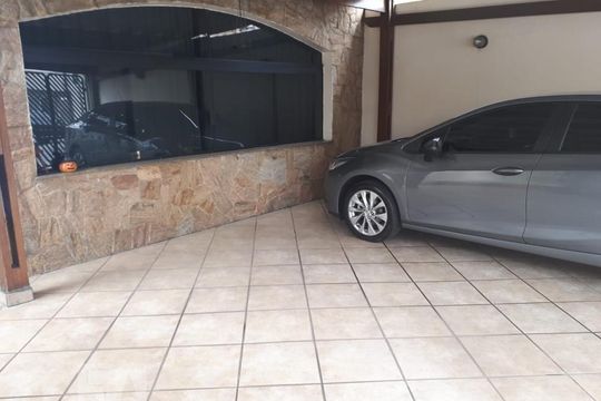 Garagem de casa à venda com 3 quartos, 125m² em Vila Santa Maria, São Paulo