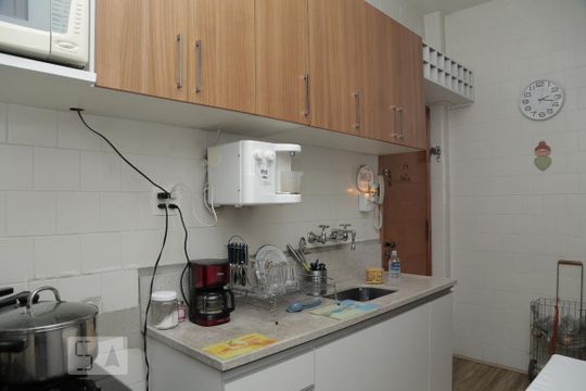 cozinha de apartamento para alugar com 3 quartos, 125m² em Tijuca, Rio de Janeiro