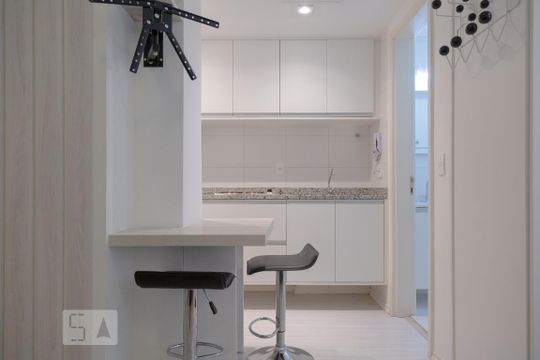 Cozinha de kitnet/studio à venda com 1 quarto, 35m² em Consolação, São Paulo