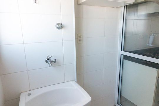 Área de serviço de apartamento para alugar com 2 quartos, 46m² em Ponte Grande, Guarulhos