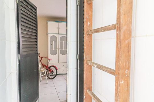 Corredor de Serviço de casa à venda com 5 quartos, 360m² em Taquara, Rio de Janeiro