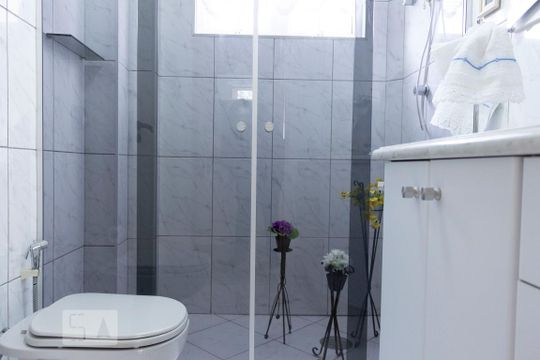Banheiro social  de apartamento à venda com 3 quartos, 195m² em Vila Mariana, São Paulo