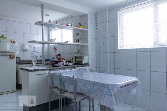 Cozinha de apartamento à venda com 3 quartos, 195m² em Vila Mariana, São Paulo